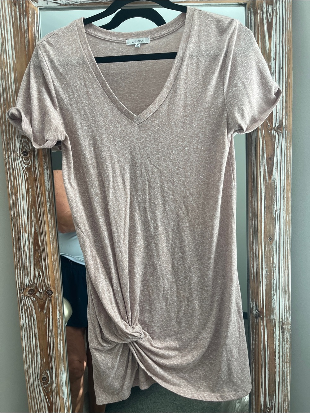 Z Supply V-Neck Knot Hem Tunic - Blush Taupe